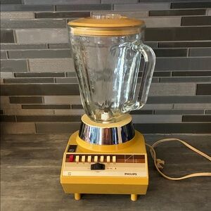 Philips Retro Yellow Blender with Glass Jar